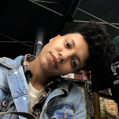 thaislago_'s tweet photo. #NovaFotoDePerfil https://t.co/OlNV5rR1BE