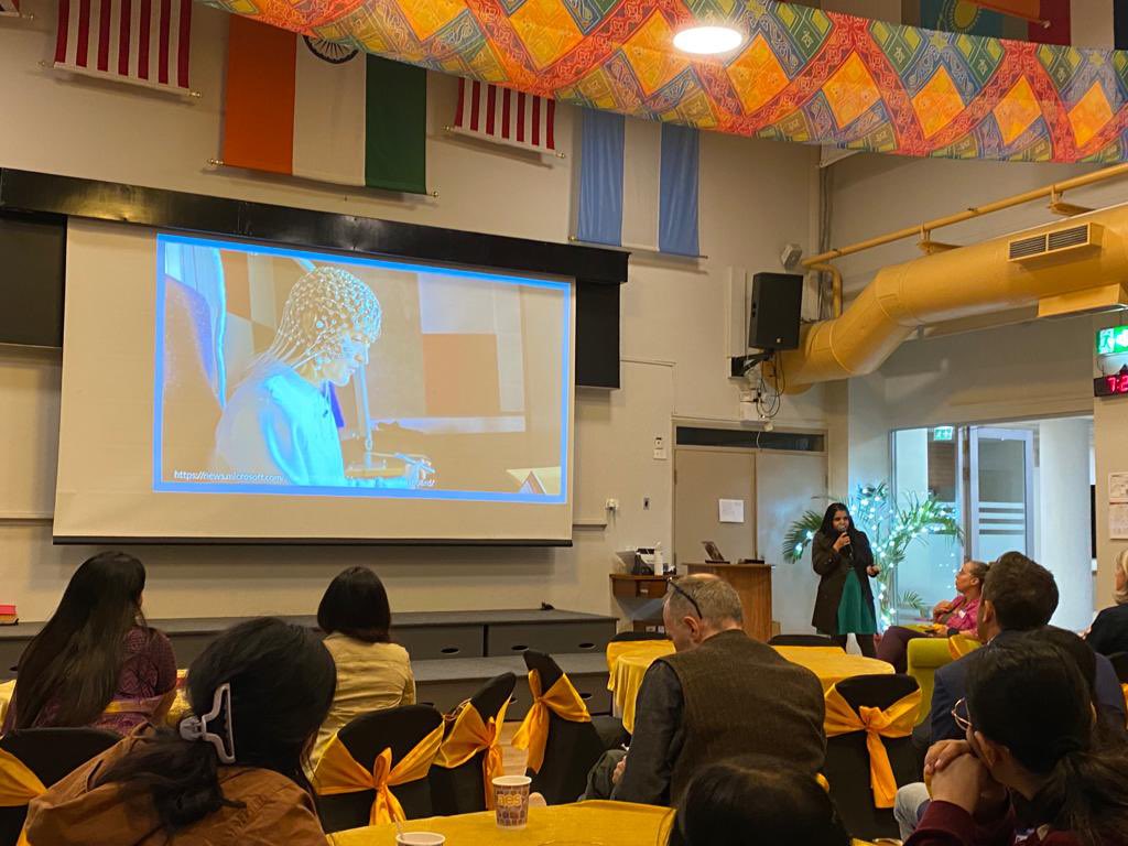 Key-take way from my presentation tonight “Sensory-motor experiences provided by pen-enabled devices facilitate higher level of cognitive processing and deeper learning experience” Thank you <a href="/AESDelhi/">AES New Delhi</a> <a href="/megankuemmerlin/">Megan Kuemmerlin (she/her)</a> 
#TeachMeetNewDelhi #21CLTeachMeet
￼