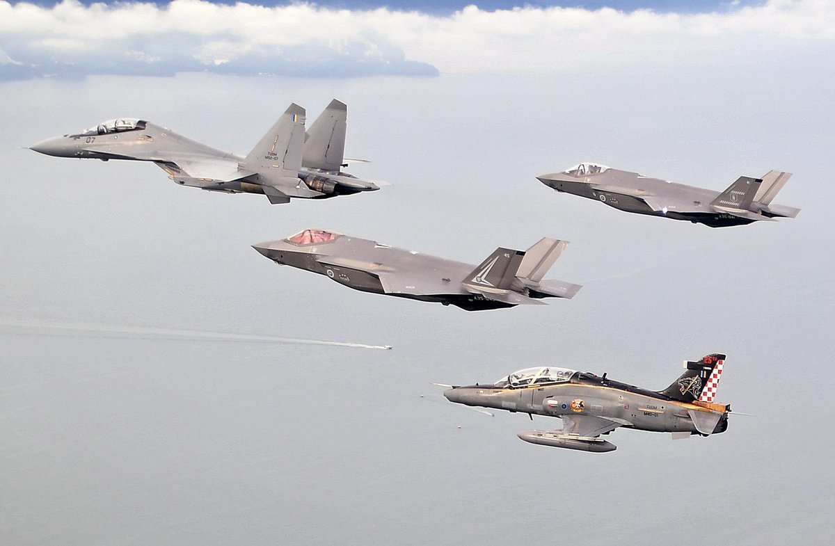 Fighterman_FFRC on Twitter "Royal Australian Air Force F35A Lightning