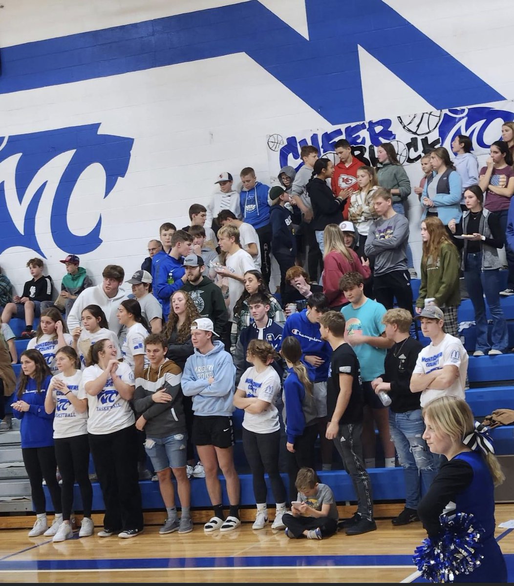 MoCoBoysHoops's tweet photo. Behind a strong performance from the #MoCoManiacs, the JV and Varsity Boys were able to pull out a pair of W's in the season opener! Shoutout @CoachFigg13 & Coach Williams on their first high school coaching victory! #SchoolSpirit #CheerBlock #FreeBundys #GTPG https://t.co/We3MpWkPg6