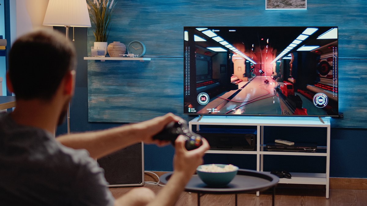 TCL_Japan's tweet photo. (/・ω・)/㊗️\(・ω・\)
今日は #勤労感謝の日 🎊
お休みの日は、ゲーム三昧🎮?!
そんな方には、#TCL の #P735 シリーズがおすすめ!
最大75V型の大画面とゲームモードALLM対応👾
映像遅延時間を短縮し、ストレスなく表現。
⚽スポーツや格闘ゲームに最適です🤼
https://t.co/HBXSlWMmpU https://t.co/vK47DttV6T