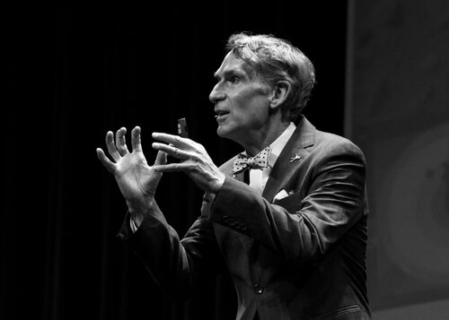 masteryinside's tweet photo. Our favourite @billnye!
#billnye #scienceguy #november #novemberbirthdays #birthday #birthdaywishes #birthdaycelebration #master #mastery #mastersoftheworld #masteryinside #mastering #masteringthoughts #motivation #motivationoftheday #drive #wishes #goodwishes #science #arts https://t.co/1RvlrsqmBz