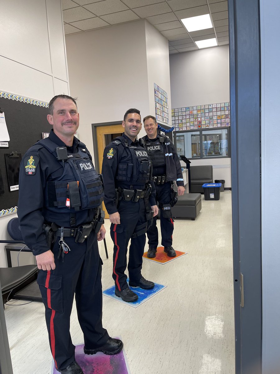 We love our YEOs <a href="/lethpolice/">Lethbridge Police</a> for helping us with lockdown drills. They also enjoy our sensory squares ☺️. <a href="/LethSchDivision/">LethbridgeSchoolDivision</a>