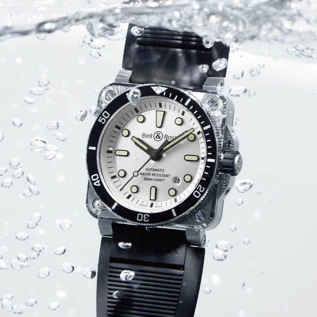 GinzaWatch's tweet photo. 🤿【Bell &amp; Ross 】🤿

#watchmania #bellandrosswatches #bellrosswatches #bellrosswatch #brmanifesto #timeinstruments #fromthecockpittothewrist #bellross #bellandross #timeinstrumentsforurbanexplorers #onthewrist #staystrong #br0392diver #br0392diver #diverswatch #automatic https://t.co/FBqlPCHtzE