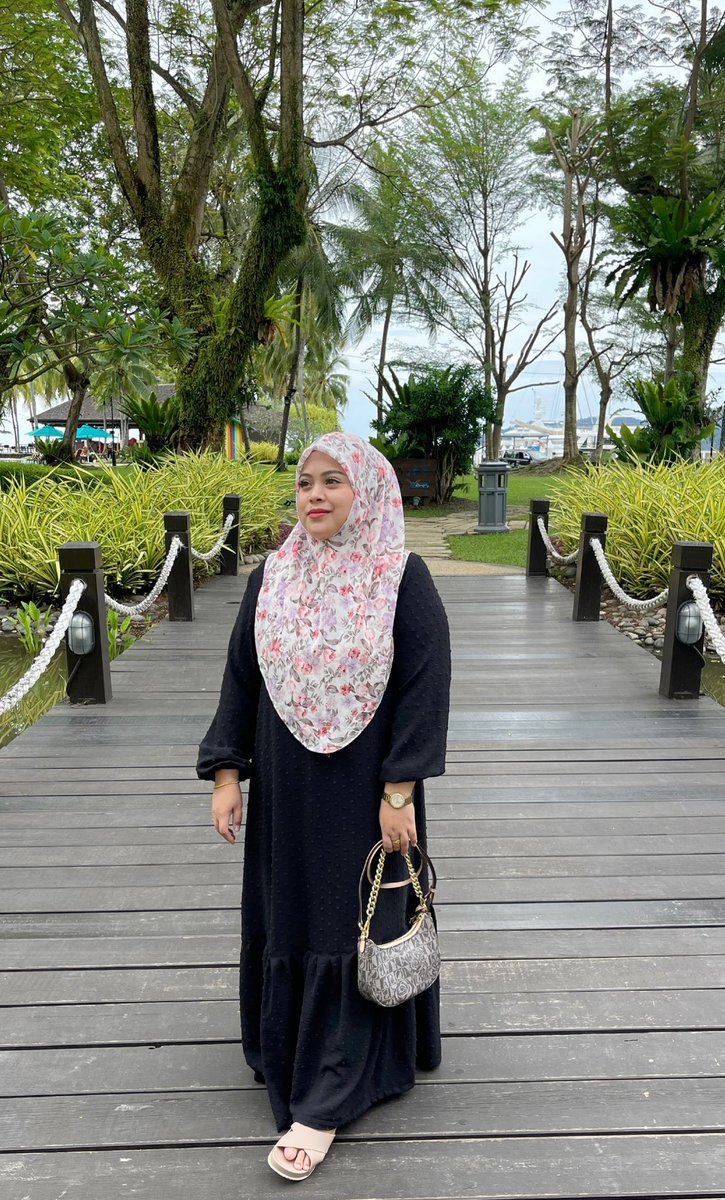 HanimOmar4's tweet photo. 🌸 https://t.co/P3f2Rc7csd
