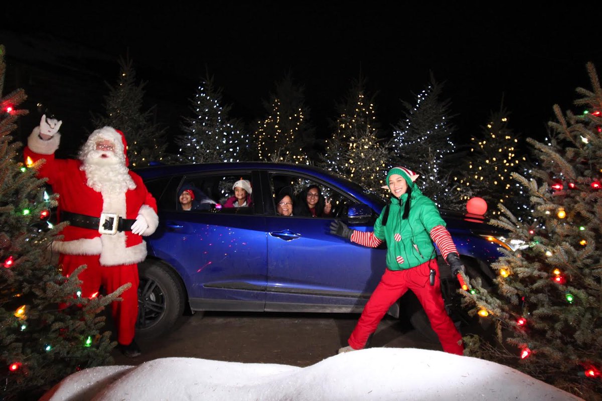 Visited the <a href="/CanadianTire/">Canadian Tire</a> Christmas Trail tonight and it was just fantastic. Kudos to everyone involved, what an incredible setup! I would go again if I could get a ticket! #CTChristmasTrail