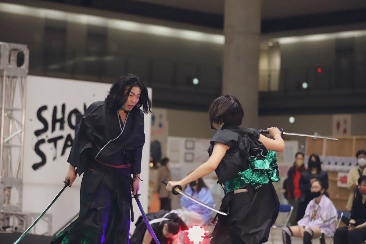 Okaka0302's tweet photo. DESIGN FESTA vol.56

#奏手候 #紅桜剣舞会 #しらぬひ抜刀隊
#デザフェス56
#岡武蔵 #武蔵殺陣道場 https://t.co/gIRWjdN7pQ