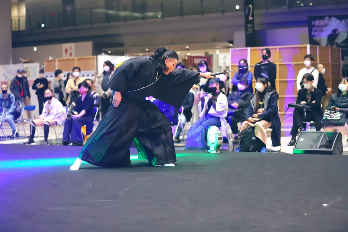Okaka0302's tweet photo. DESIGN FESTA vol.56

#奏手候 #紅桜剣舞会 #しらぬひ抜刀隊
#デザフェス56
#岡武蔵 #武蔵殺陣道場 https://t.co/gIRWjdN7pQ
