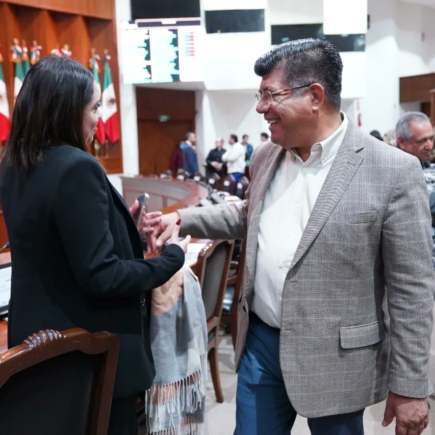 ManuelLuqueRo's tweet photo. Hoy en el @congresosinaloa trabajamos en:
✅ La Iniciativa a la Comisión de Justicia para su dictamen.
✅ Primera Lectura de la Iniciativa en donde se propone clasificar los delitos que justifiquen la violencia en contra de las mujeres.
#ManuelLuque
#TransformandoASinaloa https://t.co/fU9sryrJeS