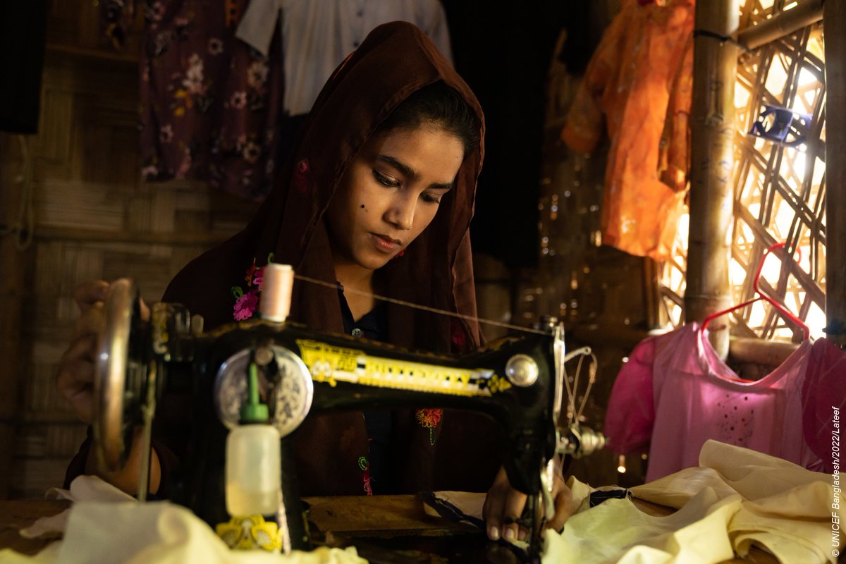 UNICEFBD's tweet photo. "I always knew that learning how to make clothes would help me. Now I have something to do. Something to call my own."

Sitara, 18, is a graduate of a @KfW_FZ_int-supported tailoring course in the Rohingya refugee camps in Cox's Bazar. https://t.co/TgvYVRIWpq