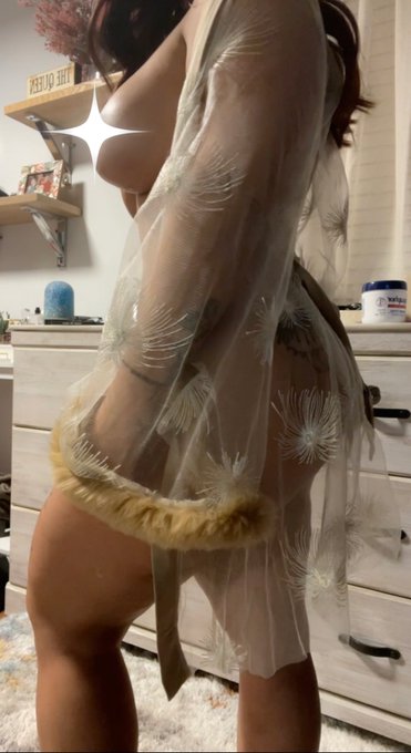 Watch American Cake's leaked NSFW photo on TwXstars