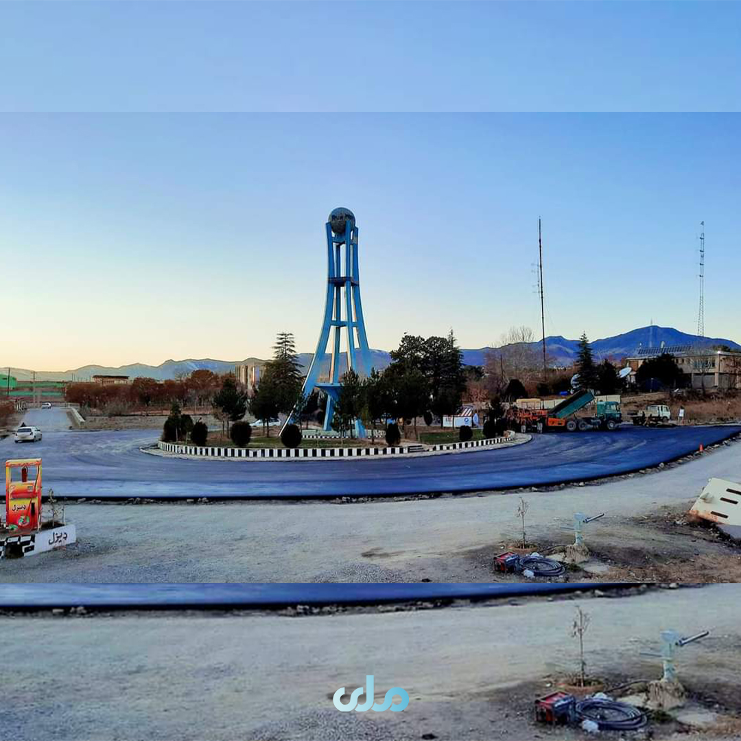 rtapashto's tweet photo. د ګردیز ښاروالي له لوري د #پکتیا مرکز کې د ولایت مقام څلور لاري شاوخوا سړک په اساسي ډول ورغول شو. https://t.co/sQOZa1xXju