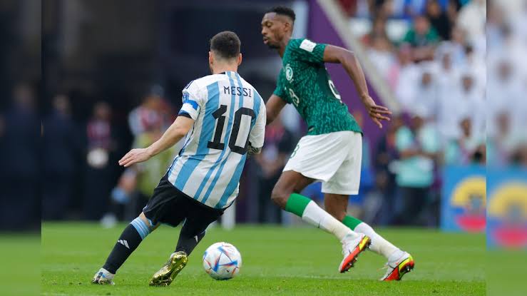 Joey4Crack's tweet photo. Saudi Arabia didn't have a football structure,yet they defeated Argentina. 2023 is the year of the party without structure. If you know you know.
#90MinutesWithPeterObi

Kadaria. AIDS. Biology. Rufai. Atiku. Lake Chad. Fulani. Reno. Herve Renard. Olodo. Even Tinubu. Peter Obi. https://t.co/oP9gGQDaw3