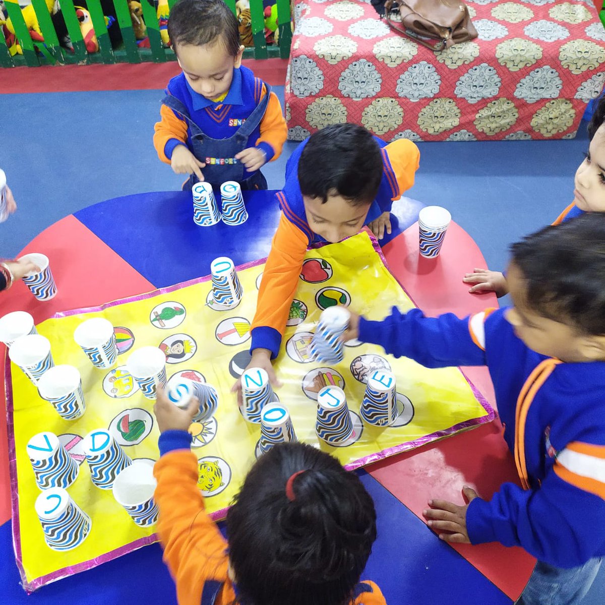 sanfort_n's tweet photo. Few Glimpses While Learning through Fun based Activities.
#learningthroughactivities
#sanfortgroupofschools
#bestpreschoolinindirapuram
#bestdaycare https://t.co/ZrdgJ18iTt