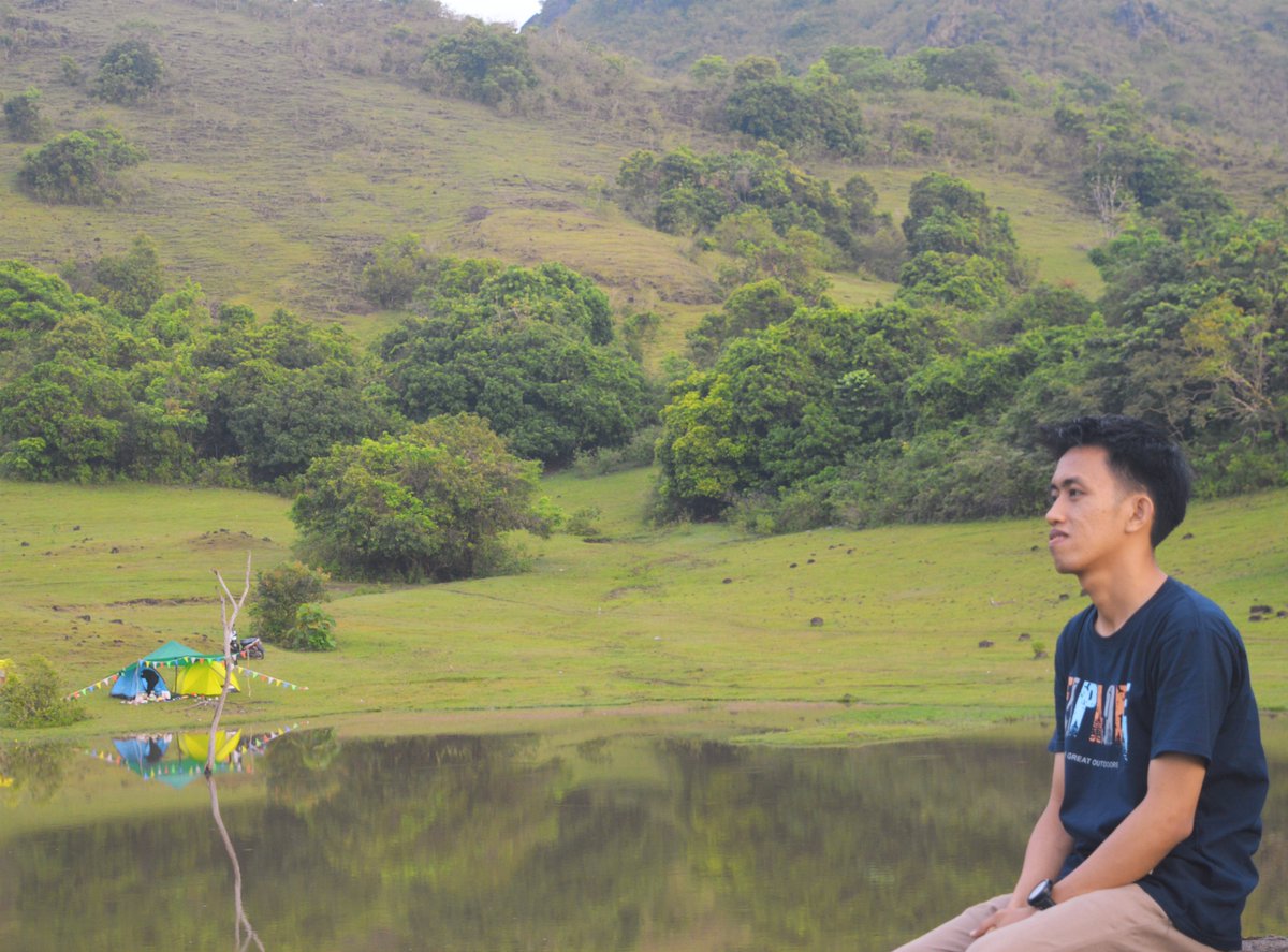 ArmanArmyl's tweet photo. Keindahan alam dan kekayaan budaya turut menyumbangkan banyak cerita dalam sebuah perjalanan hidup. 

#keindahanalam #padangtobelo #pancalautang #sidrap #sulawesiselatan #sulawesi #jjssidrap #visitsulsel #campingtrip #ayokesidrap #penjelajahalam #wonderfulindonesia https://t.co/LvRJpX0fLR