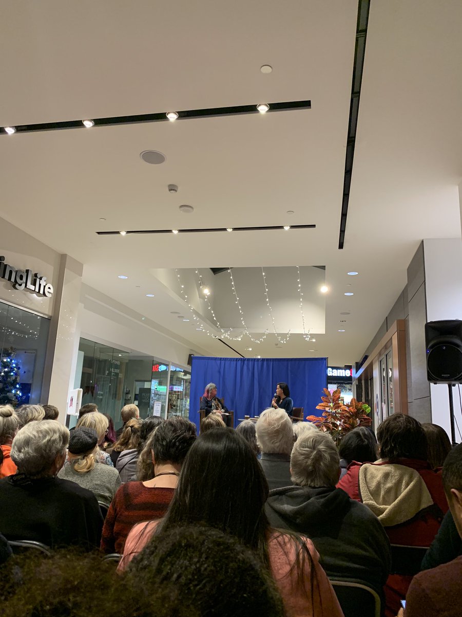 EJburian's tweet photo. Mum and I at @Puglaas book event! Thank you for all your words of wisdom, I am committed to living by them.

Gilakas’la ❤️ https://t.co/LudDV6MMDE