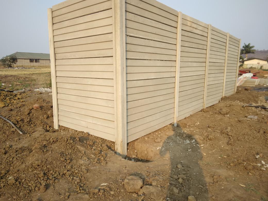 hillconZW's tweet image. A day's work done not with our hands but with our hearts.

Warren Park D project.
#BeyondTheBuild