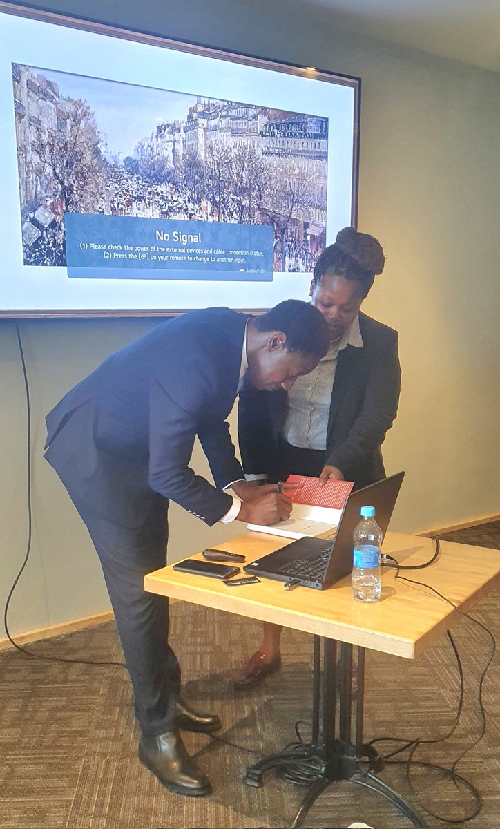 JoyKemibaro's tweet photo. Learning never ends especially when it comes to being a better leader and Board Director!
It was therefore refreshing to continue my Board Leadership journey last week by undergoing an executive session facilitated by Ntangeki Nshala.
#BoardLeadership https://t.co/2Udmenyr5A