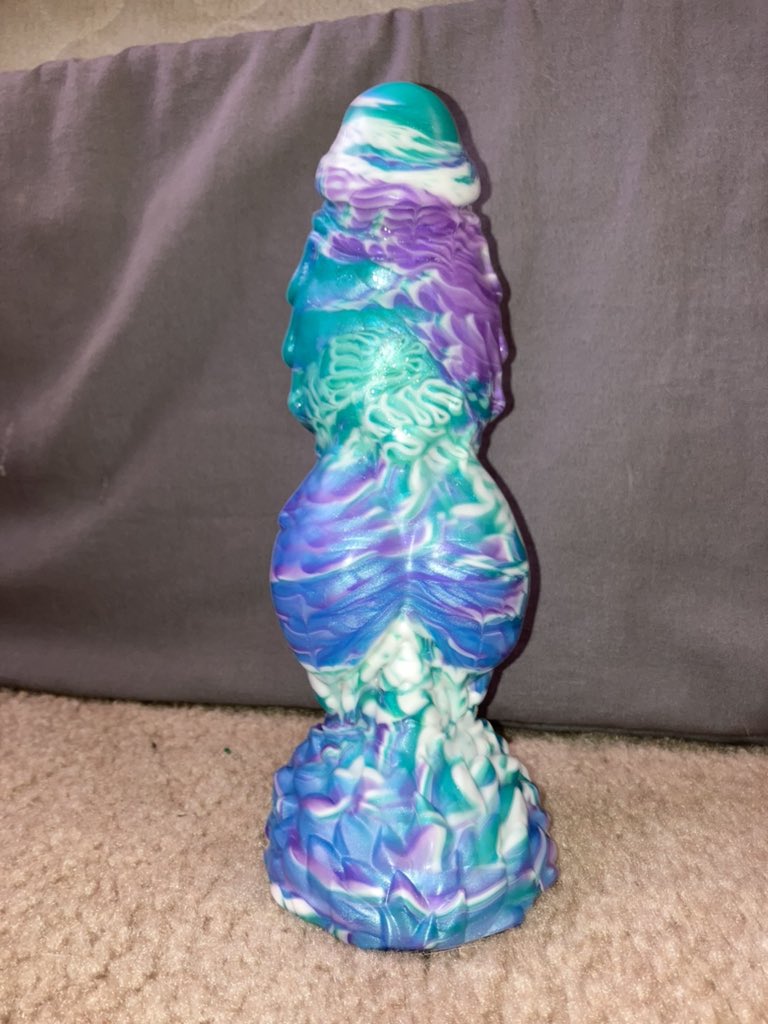 GingerSnapSlut's tweet photo. My new toy came in ❤️ https://t.co/Hd0fs1srvY