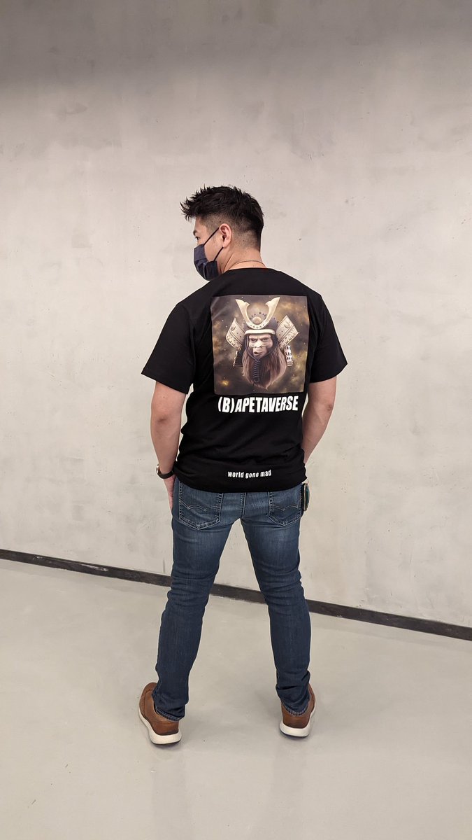 It's hot out there
Merch drop <a href="/bapetaverse/">(B)APETAVERSE</a>