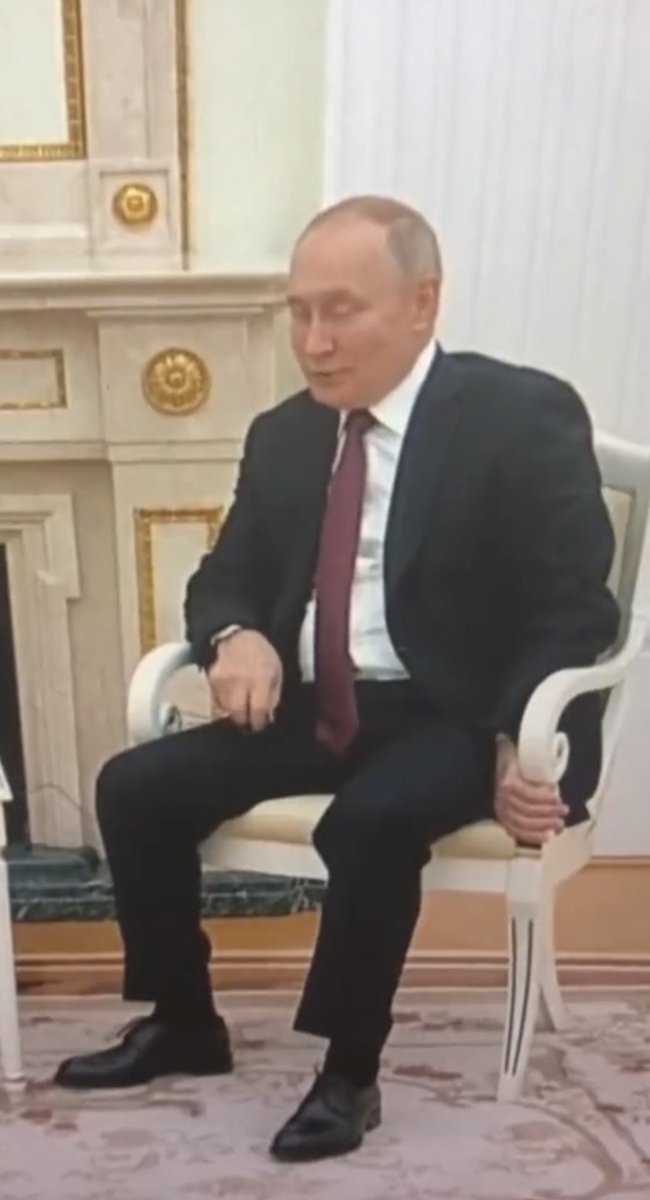 (((Tendar))) tweet media