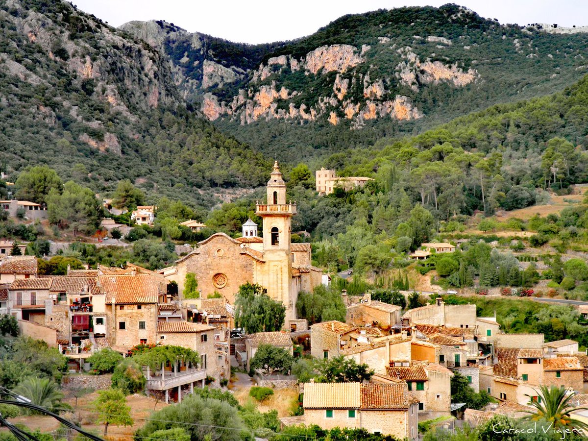 CaracolViajeroO's tweet photo. Descubre esta ruta cultural por Palma junto con los pueblos más bonitos de #Mallorca en esta ruta de 3 días 👀👇
https://t.co/3qDpSub8dL https://t.co/BcWxnlysoC