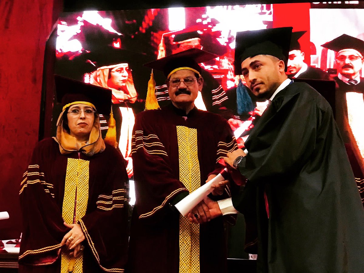 sadeeqahmadkhan's tweet image. Alhamdolillah ❤️👨🏻‍🎓👨🏻‍🎓
#ConvocationGmc22
#batch20
Tnxx and greatly honoured by sir 
@MushtaqGhaniPTI