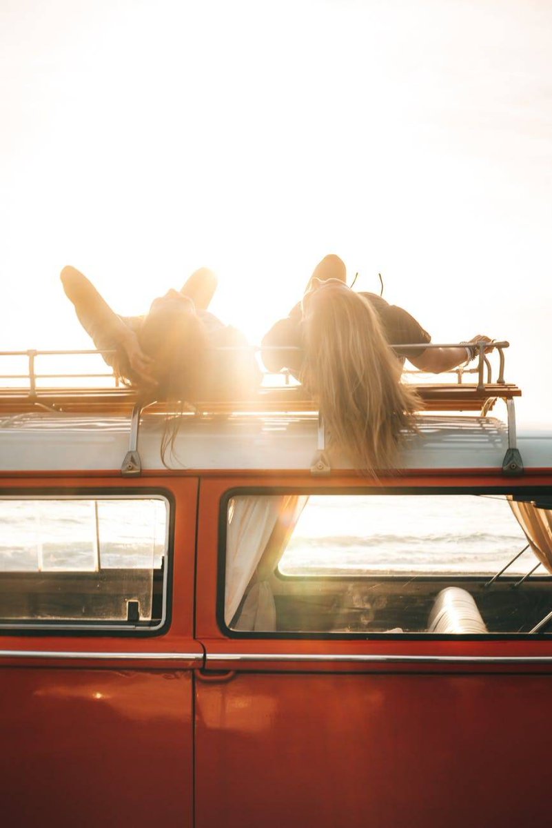 lab_cart's tweet photo. Incredible!  #Hood #Automotivelighting #Sky #Motorvehicle #Sunlight #Automotivedesign #Sunset #Wood #Sunrise #Vehicledoor https://t.co/M2b1zOBt9Q
