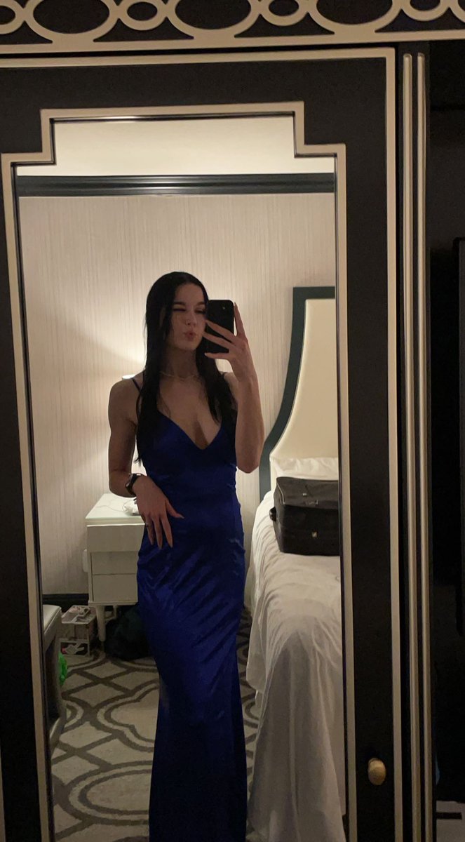 cienxa's tweet photo. last two 4 u - enjoy bc we know dresses aren’t common round these parts https://t.co/7j3VP2DwYM