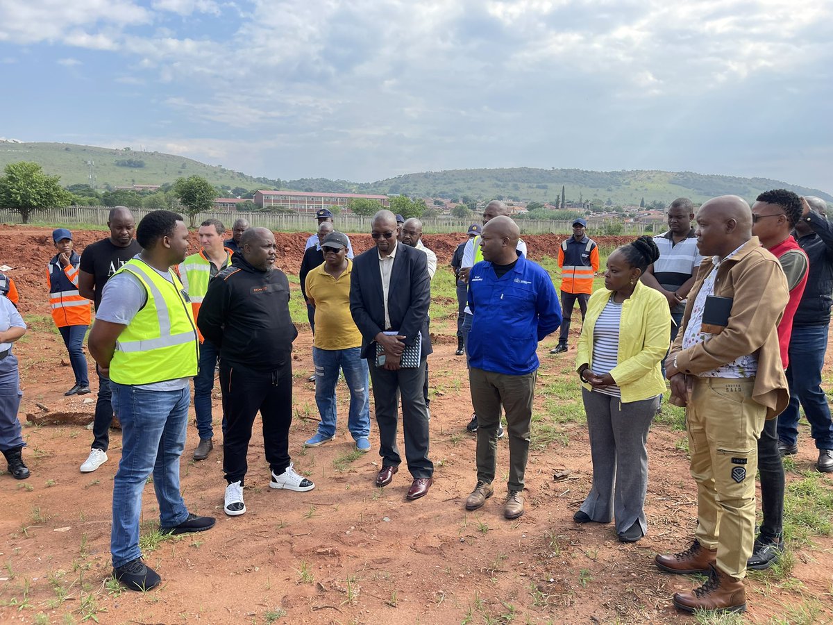 Morakane_'s tweet photo. Site visitation of the HM Pitje Stadium in Mamelodi together with the MEC for Infrastructure Development for the project demolition and redevelopment of the stadium. We are on the path of restoring the sporting dignity for people of Mamelodi. 

#GrowingGautengTogether🇿🇦 https://t.co/A8GwXiL7aF