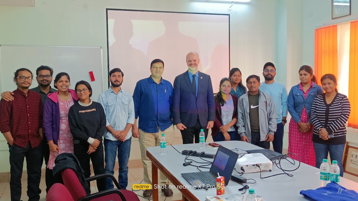 Chhanda Mondal (@mondalchhanda11) on Twitter photo Many Thanks to <a href="/Charl_FJ_Faul/">Charl FJ Faul (付强)</a> it was a great interaction session at <a href="/IITKgp/">IIT Kharagpur🇮🇳</a> ,department of chemistry, SKP LAB Many Thanks to <a href="/Charl_FJ_Faul/">Charl FJ Faul (付强)</a> it was a great interaction session at <a href="/IITKgp/">IIT Kharagpur🇮🇳</a> ,department of chemistry, SKP LAB