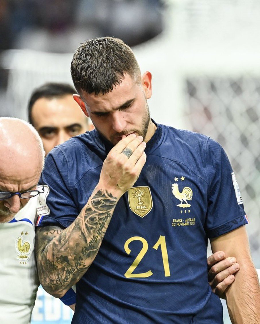 FootyFitted's tweet photo. 🚨| France confirm that Lucas Hernandez has torn his ACL. He is ruled out for the rest of the World Cup and the 22/23 football season. 🇫🇷💔

#FIFAWorldCup  ||  #Qatar2022 https://t.co/f1gadJ5eB1