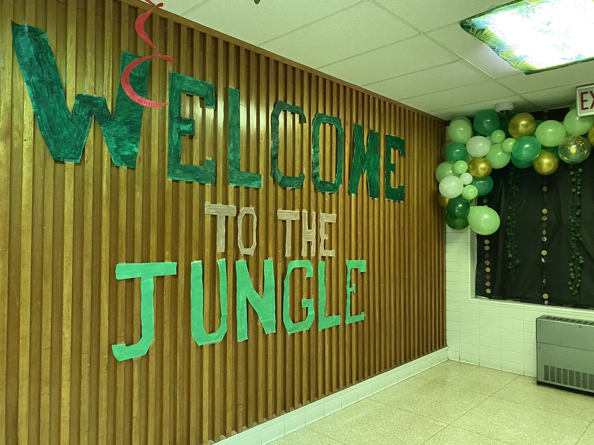 The halls are decked and we are ready for our pep rally! #easdRoverPride
