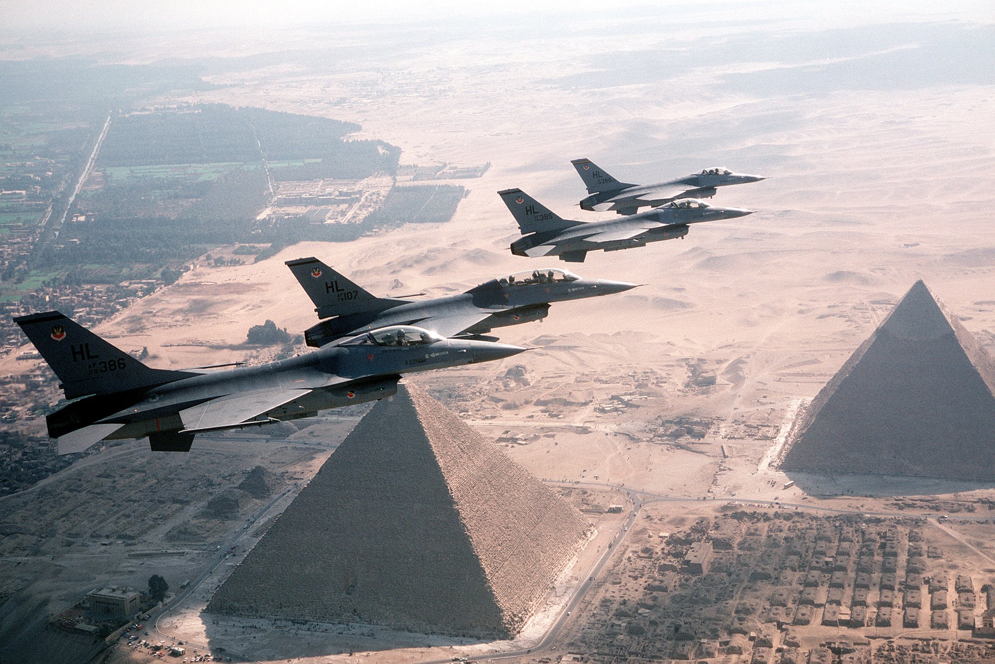 ᴅᴇᴡ on Twitter "Jets flying over pyramids in Egypt during the Cold War