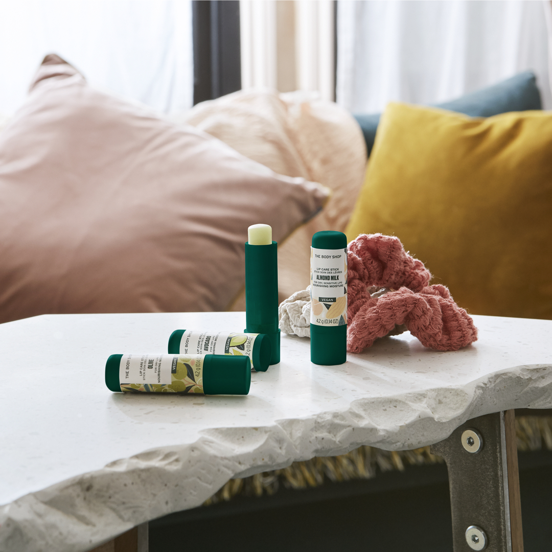 TheBodyShopUAE's tweet photo. Hydrate lips in a single swipe with our new moisture-rich Lip Care Stick leaves your lips feeling soft, nourished and hydrated Enriched with 98% natural ingredients, plus 100% recycled packaging.

Available in 3 types: almond milk, avocado and Olive.

#TheBodyShop #LipBalms https://t.co/qNWWB2yDSC