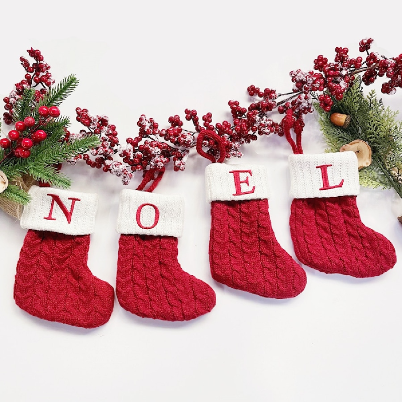 theavocadohack's tweet photo. CHRISTMAS SAVINGS ARE IN THE AIR! Save 20% across our entire Christmas collection! 🎄

There's no need to have a mantel to create a stocking display for Santa to admire! ☃️ 
⁠
https://t.co/kSiiZK6B8S
⁠
#christmas #christmastree #christmasdecor #xmas #merrychristmas #love https://t.co/P7zydaMRN9