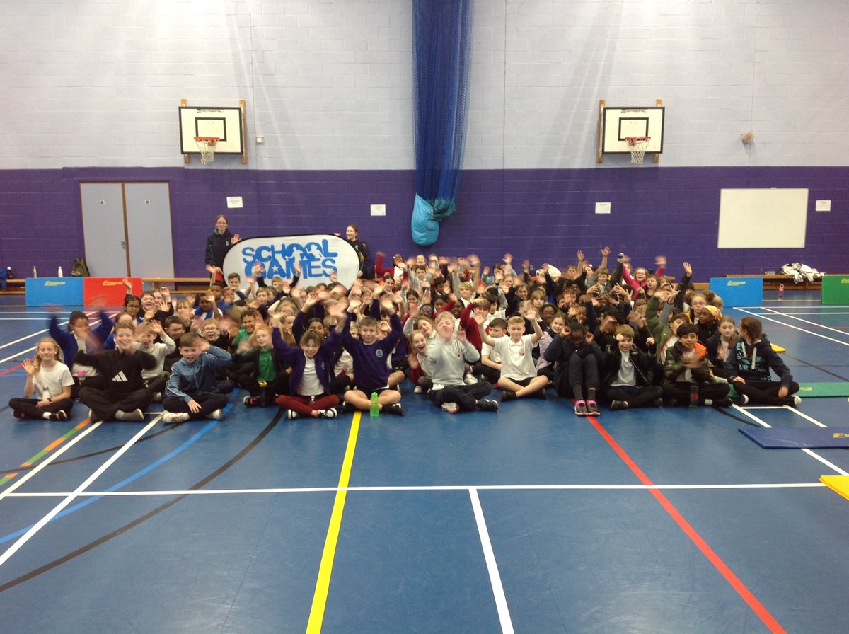 Harris_SSP's tweet photo. We saw some brilliant performances from all the schools &amp; the Heat 2 results are:
1st @Riverside_2015 
2nd @stmariecatholic 
3rd @llawfordprimary 
4th @StGabrielsAc 
5th @ProvostWilliams 
6th @Stmattsblox 
Continued... https://t.co/hQBcBVJaJQ