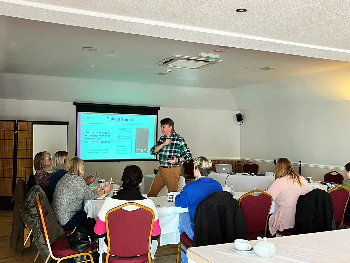 Coll4Growth's tweet photo. We’re at @LINGOLFCENTRE for our ‘Impressive Images with your Smartphone’ workshop, hosted by Paul Mottram from Line &amp; Light Photographic Training 📱📸💡 

@LincolnshireCF @365_skills @Thehrcrowd1 @emmaolivier @Lincoln_BIG https://t.co/hgtuWixBtO
