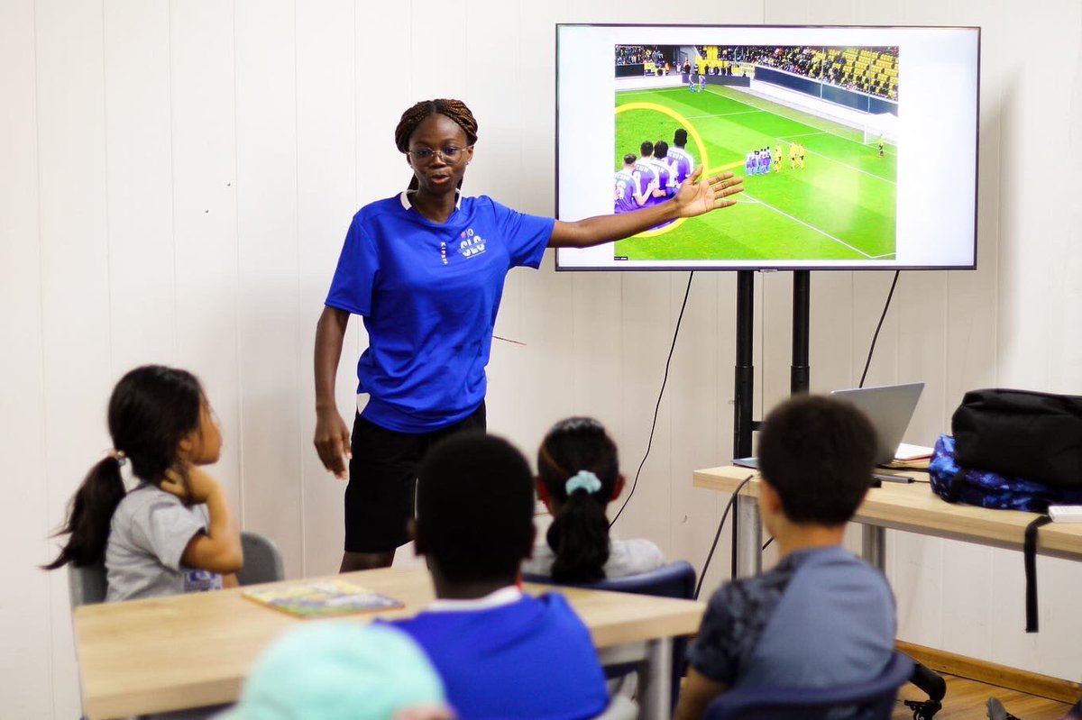 We teach the game in different ways with the goal of developing critical thinkers who can make informed decisions and choices both on and off the field. <a href="/AmaAyenor/">Ama</a> our critical thinking facilitator always has a task , challenge, and question that will make you 🤔. #sports #lead