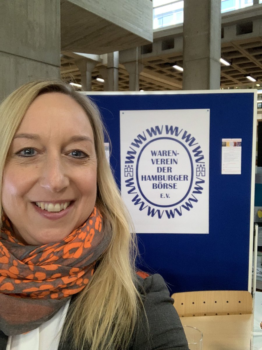 waren_e's tweet photo. Junge Talente - wer braucht sie nicht!? Der #warenverein heute live dabei beim Career Day von #foodactive in der HAW Hamburg - Department Life Science - in Bergedorf. Ich bin gespannt auf die Gespräche!
#youngtalents #networking #fachkräftevonmorgen #lifescience https://t.co/iMOL56MPsb