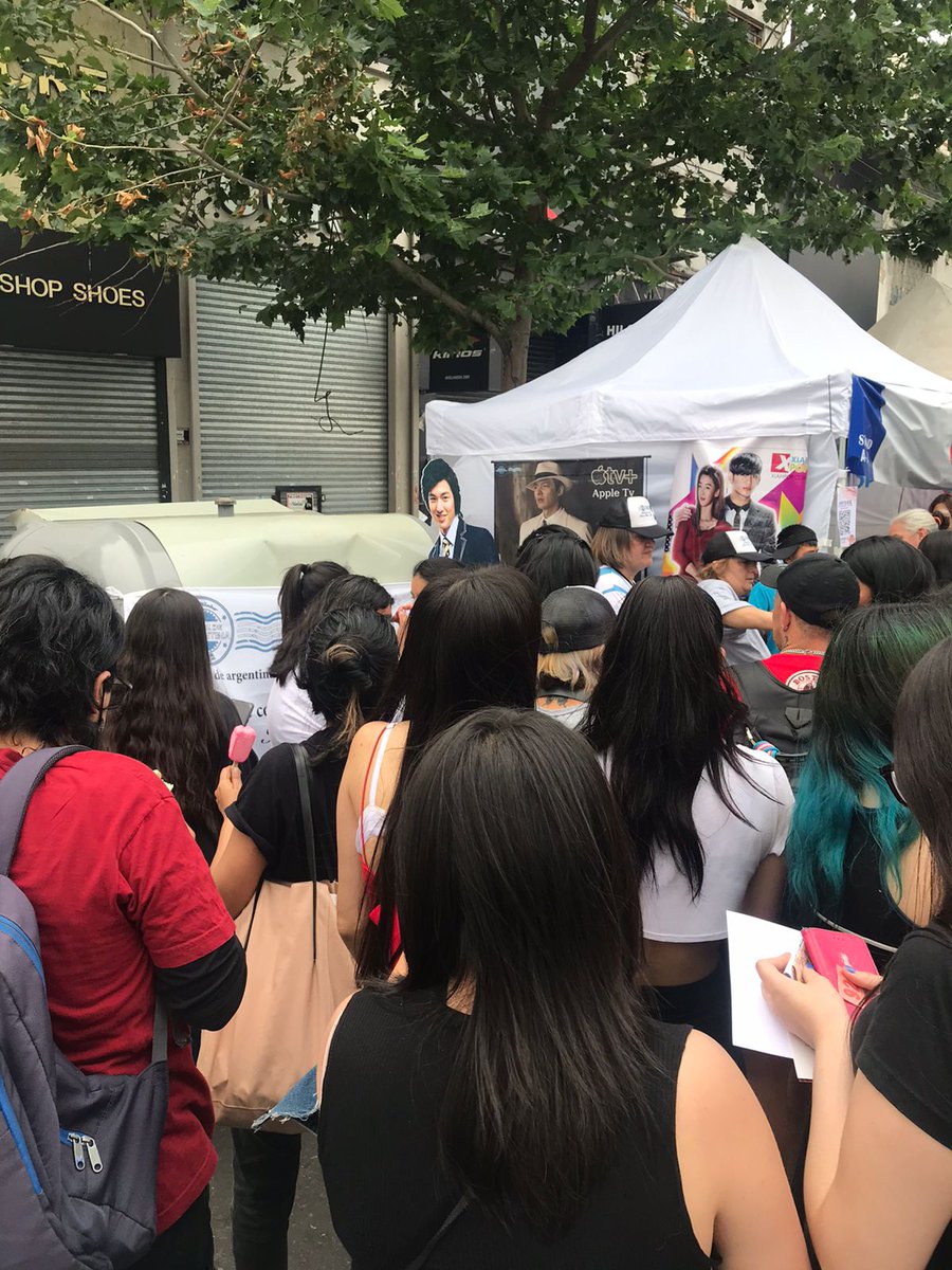 DCoreanos's tweet photo. Disfrutando con @MinozDArgentina  en #bacelebracorea
@CC_coreano @MinozSabLatino @napearl @ActorLeeMinHo #junpyo #hansu https://t.co/aLcVarCDtv
