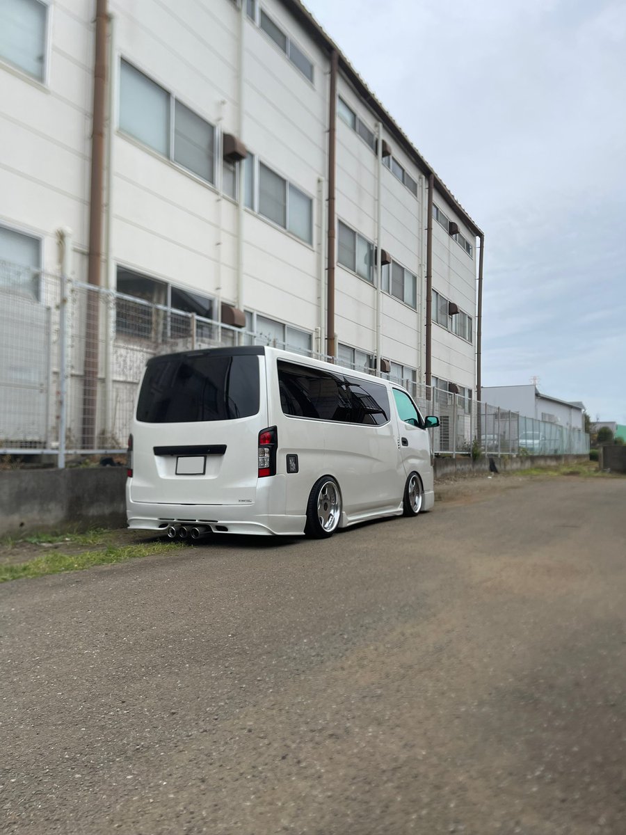 VIP_L_stayle's tweet photo. #いい日産の日 
過去車のE51降りる時🙄
もう6年前🥺 https://t.co/WVapKVmQ3v