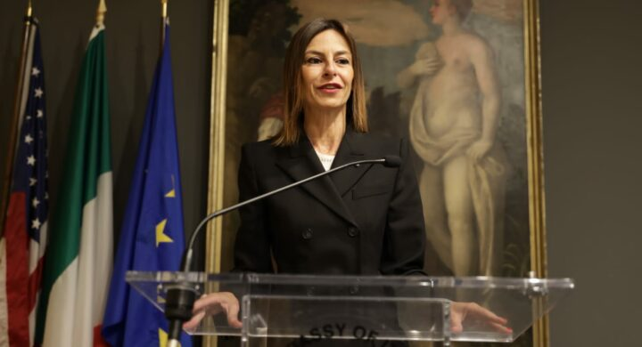 Tecnologia, formazione, metaverso. Il futuro secondo Giusy Di Foggia (Nokia)

L'intervista di Elvira Frojo 

➡️formiche.net/2022/11/tecnol…