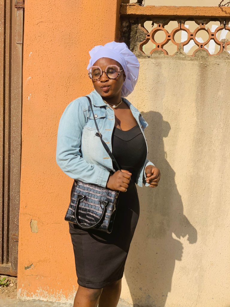 holuhblehs's tweet photo. Hey Gorgeous!!!
#postingasundaydumponawednesday #Anunapologeticseraphwithanidentity #lookingpretty #happygirl #dimplegirl https://t.co/5zXSdNXGeU