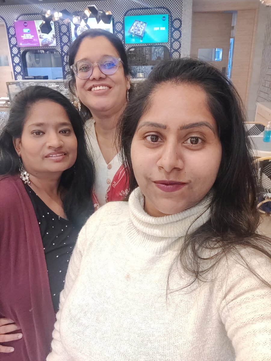 mkalanidhi's tweet photo. Sunshine and butterflies kind of days 🧿🌈☺️🌞😇
#AlmondHouse #SPRoad #Hyderabad @Almondsforyou
@Raj_Kalyanam @priyankapasupu6 https://t.co/6g3tmaRPsN