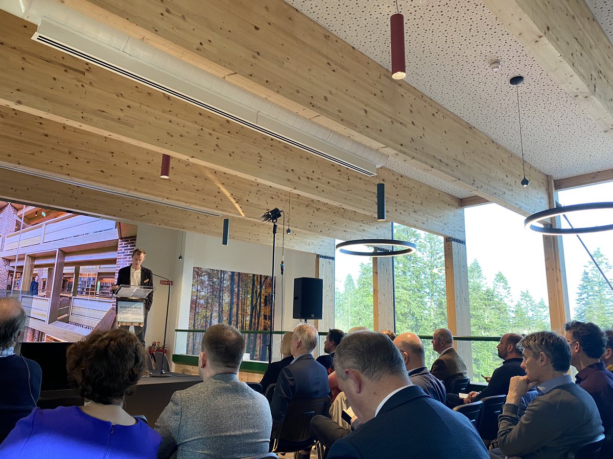 building_life_'s tweet photo. #BuildwithWood Conf takes place in #BeyondtheTrees facility #Avondale, Co #Wicklow. It has longest glulam beams ever made using Irish #timber. Supplied by @balcastimber. Beautiful design: great tech: #carbon sequestering. @RIAIOnline @EngineerIreland @coilltenews @_FIIreland https://t.co/1E6G6vmegI