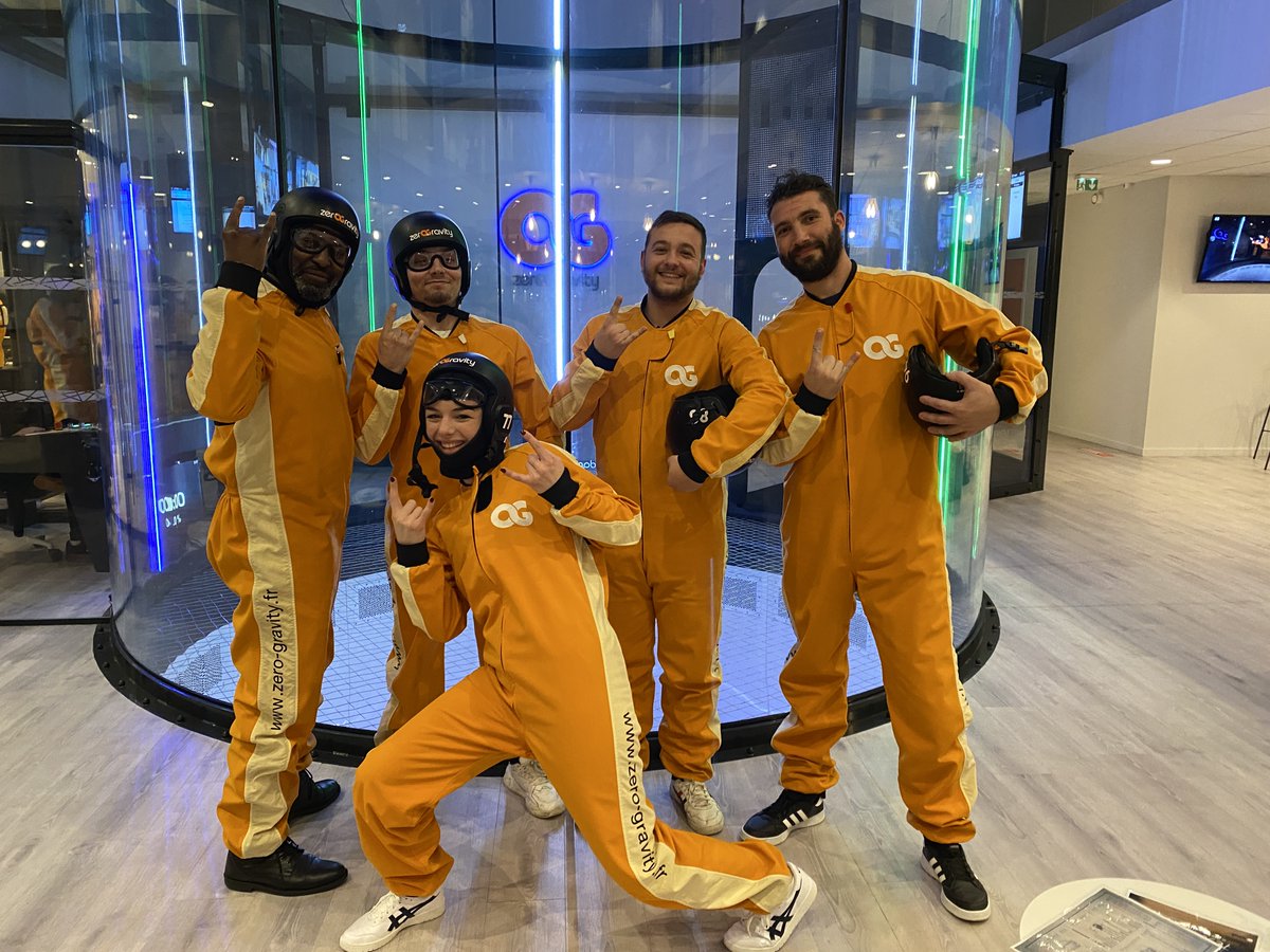 zerOGravity_86's tweet photo. ✅ Sortie de fin d’année du CSE Boulanger Poitiers Sud à zerOGravity hier soir ! Au programme :
➞ baptêmes de vols en soufflerie🌪
➞ cocktail dinatoire
➞ rires et bonne humeur 🤩 

Bravo pour vos vols 👍

@boulanger #cse #teambuilding #cohesion #volensoufflerie https://t.co/bsTyVHwTdt