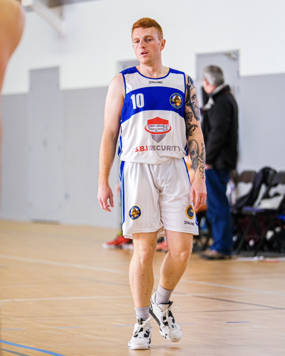 Folclobasket's tweet photo. Warriors ! 💪💪

🔵🟡 𝗙.𝗢.𝗟.𝗖.𝗟.𝗢 🟡🔵

#folclo #basket #folclobasket #basketball #sport #lorient #morbihan #bretagne #france #ffbb #championnat #victoire #district #equipe #quartier #kervenanec https://t.co/gN0YjvS3il