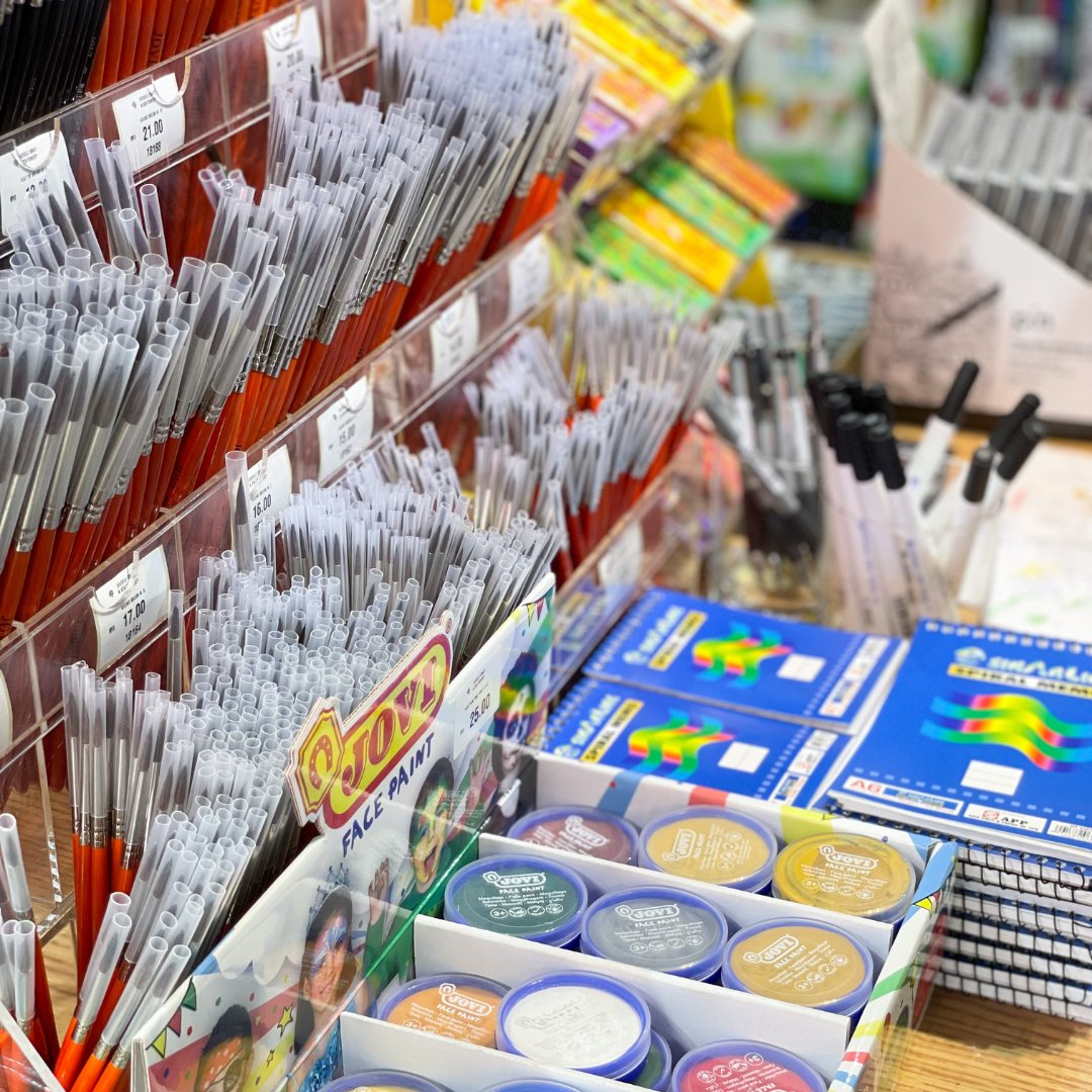 You can never have too much of stationery, for sure! 🤭

Drop by our store to browse through and pick up a few essentials. 🎨✏️📒🖊️

#HowDoYouDoodle