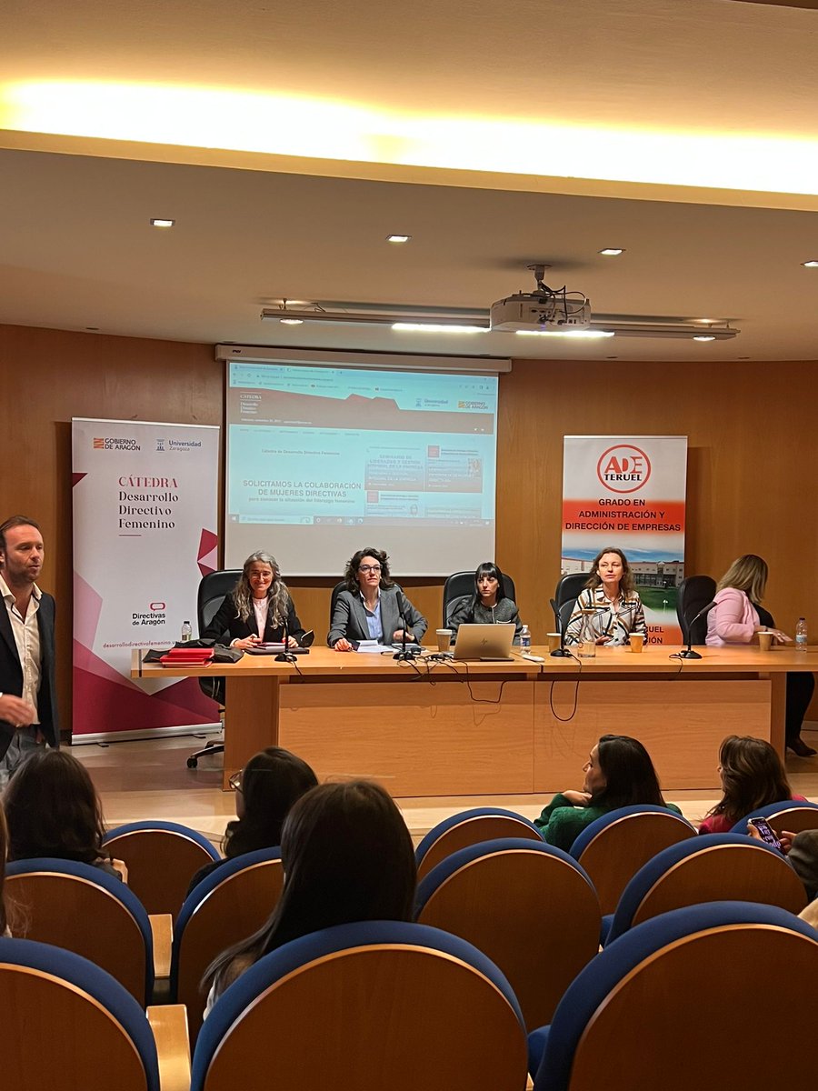 ADETeruel's tweet photo. Sesión de las Jornadas de ADE en colaboración con la Cátedra Desarrollo Directivo Femenino @fcsh_teruel @unizar @delsat_drones @TarmacAerosave #cefca @EnredadasT @Directivas_ARGN @eupt_unizar #jornadasadeteruel #jornadasade https://t.co/dXoIQafKQA
